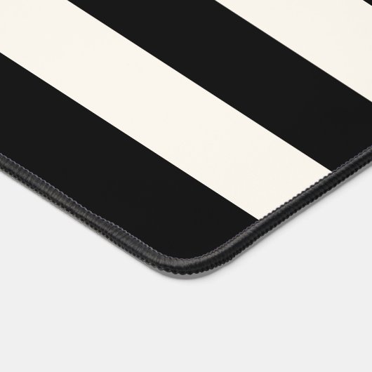 Schwarz-Eggshell Weiße Rugby-Streifen mit Namen Schreibtischunterlage (Ecke)