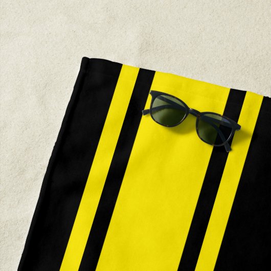 Schwarz-Gelb-Streifen Monogramm Strandtuch (Beispiel)