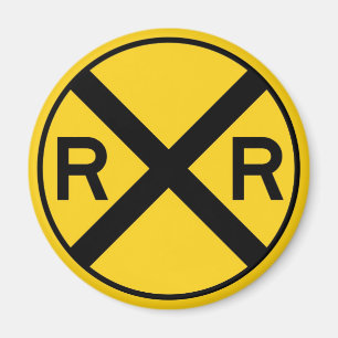 Schwarz-gelbes Warnschild Bahnübergang Magnet