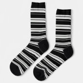 Schwarz gestreifte Socken – Fetter monochromer Sti (Linkes Detail)