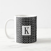 SCHWARZ GESTRICKT Weiße Tasse + Initiale (Links)