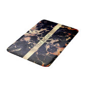 Schwarz+Gold Marmor LG Gold Streifen Name+Monogram Badematte (Schrägansicht)