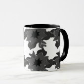 Schwarz-Grau-Abstrakt-Blüte Tasse (VorderseiteRechts)