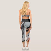 Schwarz-Grau-Abstrakt Hochgebirgspflanze Capri Leggings (Rückseite)