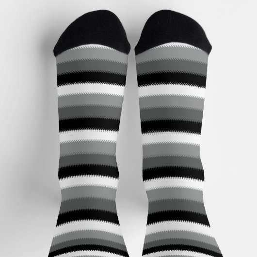 Schwarz-Grau-Ash-Streifen Socken (Oben)