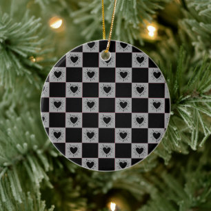 Schwarz&Grau karierte Fliese mit Herzen-Muster Keramik Ornament