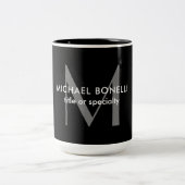 Schwarz-Grau-Monogramm Moderne Minimalistische Vor Zweifarbige Tasse (Mittel)