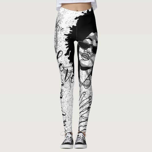 Schwarz, Grau und Graffiti in Leggings (Vorderseite)