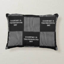 Schwarz-Grau-Weiß-Alltag ist Erntedank-Tag