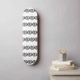Schwarz-Graue Spiralmuster auf Weiß Skateboard