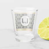 Schwarz-Graues Blumenmuster mit Monogramm Schnapsglas (Rückseite)