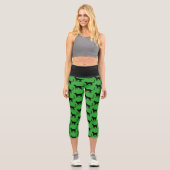 Schwarz Grüne, maßgeschneiderte, verrückte Katze Capri Leggings (Vorderseite)