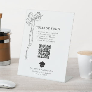 Schwarz Hand gezeichnet Bow White Uni Fund Sockelschild