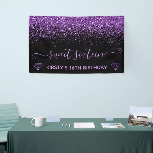 Schwarz & Imitate Lila Glitzer Sweet 16 Banner (Messeveranstaltung)