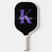 Schwarz-Lila-Script-Monogramm Pickleball Schläger (Rückseite)