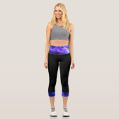 Schwarz/Lila Wolkenmuster Capri Leggings (Vorderseite)