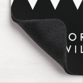 Schwarz-Minimalistisch-Modernes Weißes Dreieck-Mus Mousepad (Ecke)