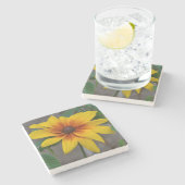 Schwarz-mit Augen-Susan Floral Steinuntersetzer (Seitenansicht)