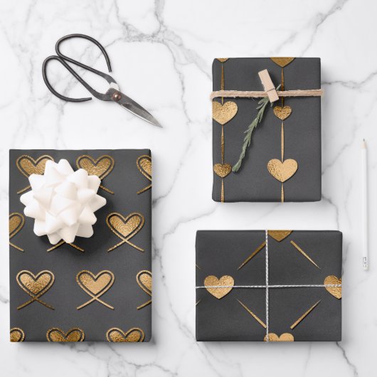 Schwarz mit Gold Herz Valentins Geschenkpapier Set (Vorderseite)