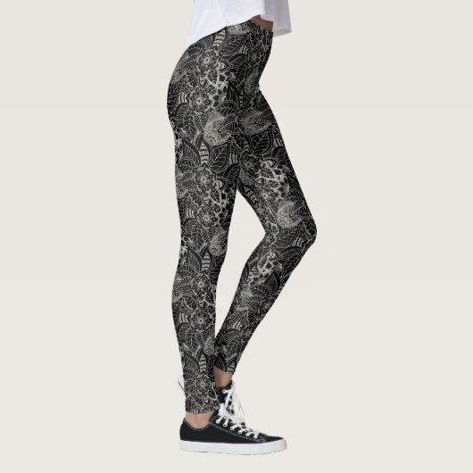 Schwarz mit hellgrauem, floralfarbenem Muster Leggings (Rechts)