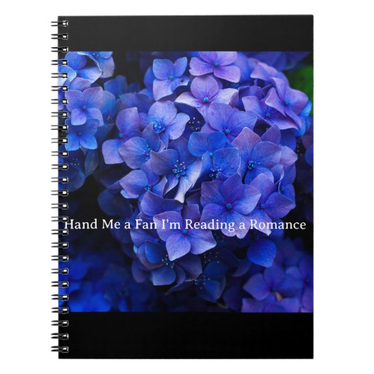 Schwarz mit lila Hydrangea & Pass MASI - ein Fanmo Notizblock (Vorderseite)