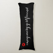 Schwarz mit Red Kiss Lips Fantasie Girlfriend Seitenschläferkissen (Vorderseite Vertikal)