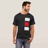 Schwarz mit Rot-Weiß-Quadrat-T - Shirt (Vorne ganz)