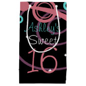 Schwarz mit Sternen und Wirbel süß 16 Kleine Geschenktüte (Vorderseite)