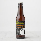Schwarz mit White Spider Webs und niedliches Moder Bierflaschenetikett (Vorderseite)