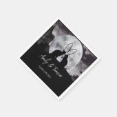 Schwarz-Moderne Halloween-Verlobung Serviette (Ecke)