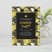Schwarz | Moderner Glitzer Pumpkin Halloween Einla Einladung (Stehend Vorderseite)