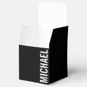 Schwarz Moderner Minimalistischer Personalisierter Geschenkschachtel (Geöffnet)