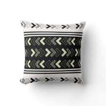Schwarz-N-Weiß-Pfeil-Kissen