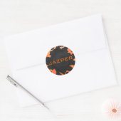 Schwarz-Orange-Print, Monogram-Kuh Runder Aufkleber (Umschlag)