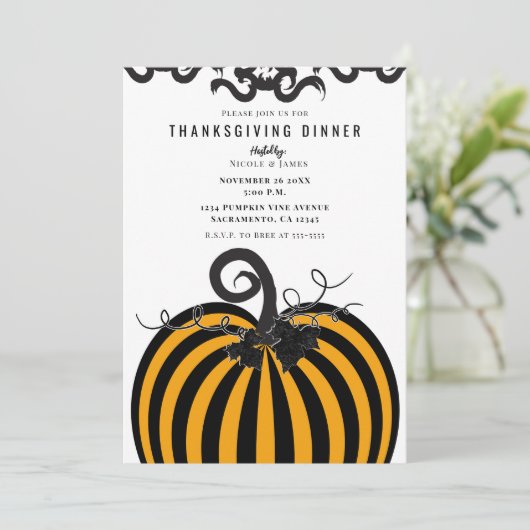 Schwarz-Orange Striping Pumpkin Erntedank Dinner Einladung (Stehend Vorderseite)