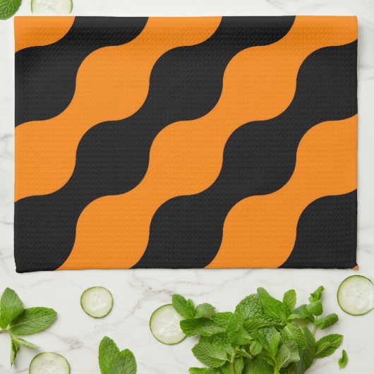 Schwarz, orangefarbene Retro-Kreise Kunstmuster Geschirrtuch (Gefaltet)