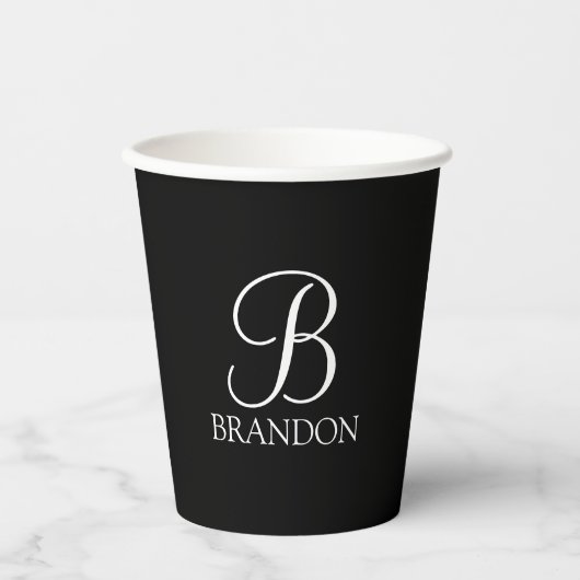 Schwarz-Personalisiert-Script-Monogramm und -Name Pappbecher (Vorderseite)