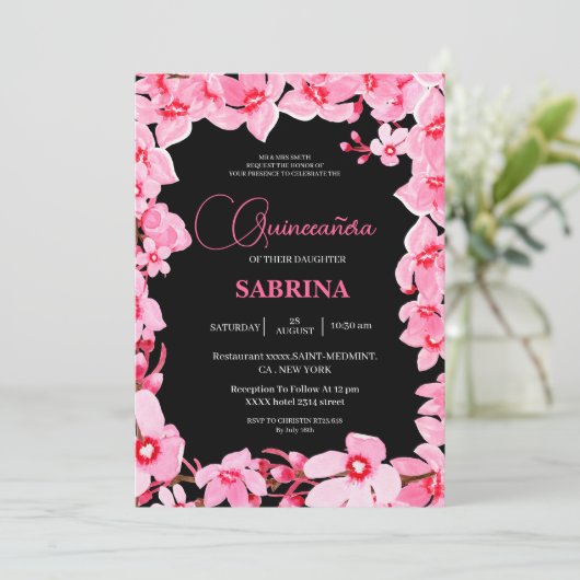 Schwarz-Rosa Girly Cherry Blossom Quinceanera Einladung (Stehend Vorderseite)