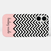 Schwarz/Rosa Modernes Zickzack Monogramm Case-Mate iPhone Hülle (Rückseite (Horizontal))