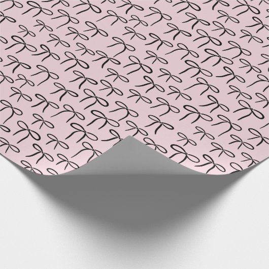 Schwarz-Rosa-Muster Geschenkpapier (Ecke)