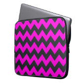 Schwarz rosa, Zickzack Muster, Notebookhülle Laptopschutzhülle (Vorderseite Links)