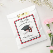 Schwarz-Rot-Graduierung Cap & Tassel | Feier Geschenktütchen (Versiegelt)