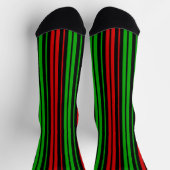 Schwarz Rot Grün Streifen Muster   Socken (Oben)