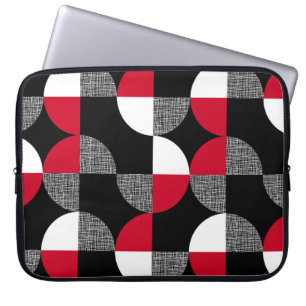 Schwarz, rot, kariertes geometrisches Muster. Laptopschutzhülle