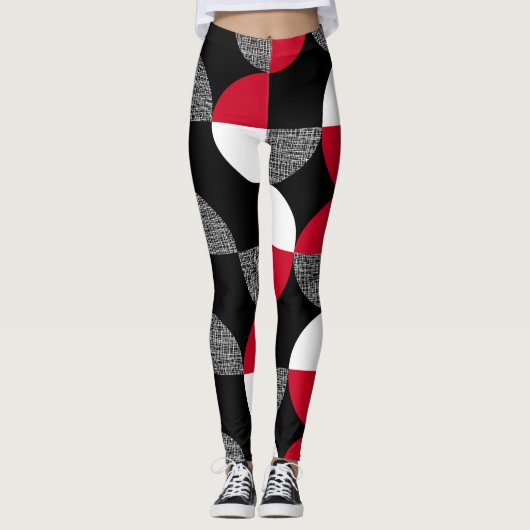 Schwarz, rot, kariertes geometrisches Muster. Leggings (Vorderseite)