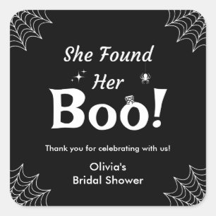 Schwarz Sie fand ihren Boo Halloween Bridal Shower Quadratischer Aufkleber