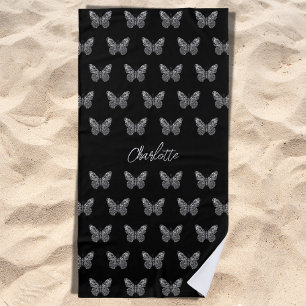 Schwarz-Silber-Schmetterlinge-Musternamenskript Strandtuch