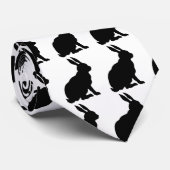 Schwarz-Sitzen-Kaninchenprofil auf Weiß Krawatte (Gerollt)