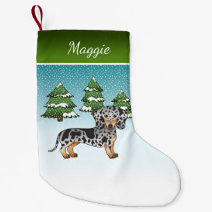 Schwarz & Tan Dapple Kurzhaar-Dachshund im Winter Kleiner Weihnachtsstrumpf
