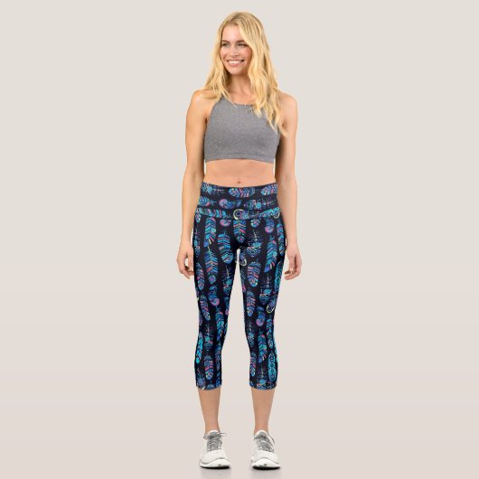 Schwarz-Türkis-Federmuster Capri Leggings (Vorderseite)